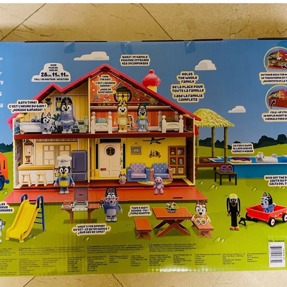 Bluey's Ultimate Mega Set 40+ Pieces, 14 Characters House Pool Playground - Picture 4 of 5